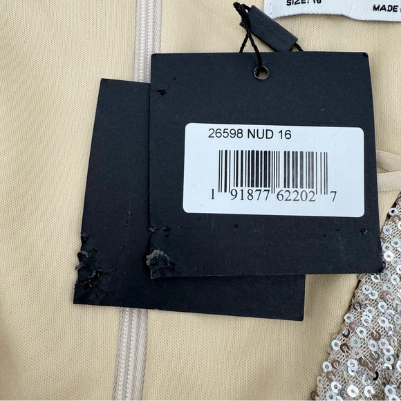 Mac Duggal Silver Sequin V Neck Wrap Gown Nude Formal Evening Dress 16 NWT - Picture 11 of 12